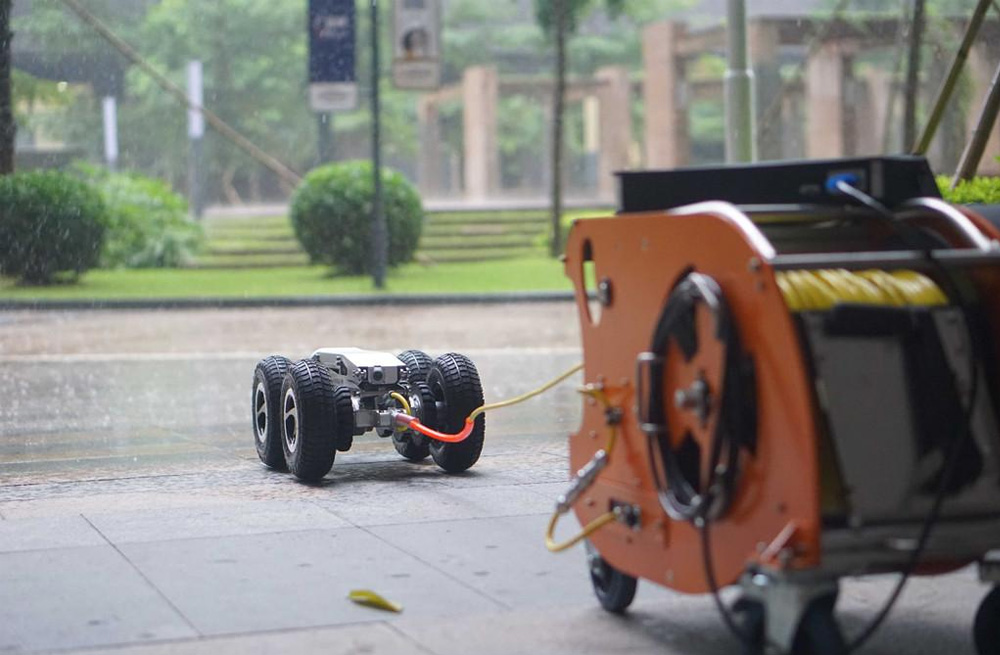 285摄山星城观梅管道检测机器人